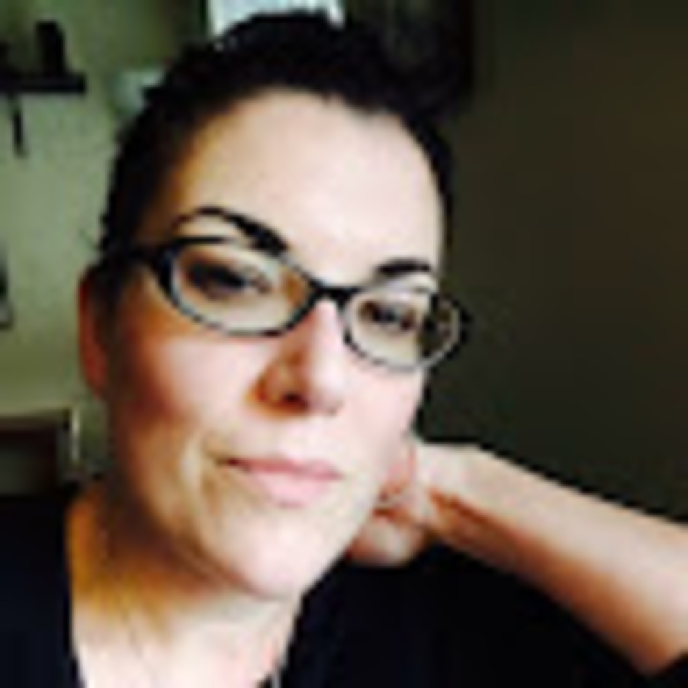 Meet your Posher, Jenn